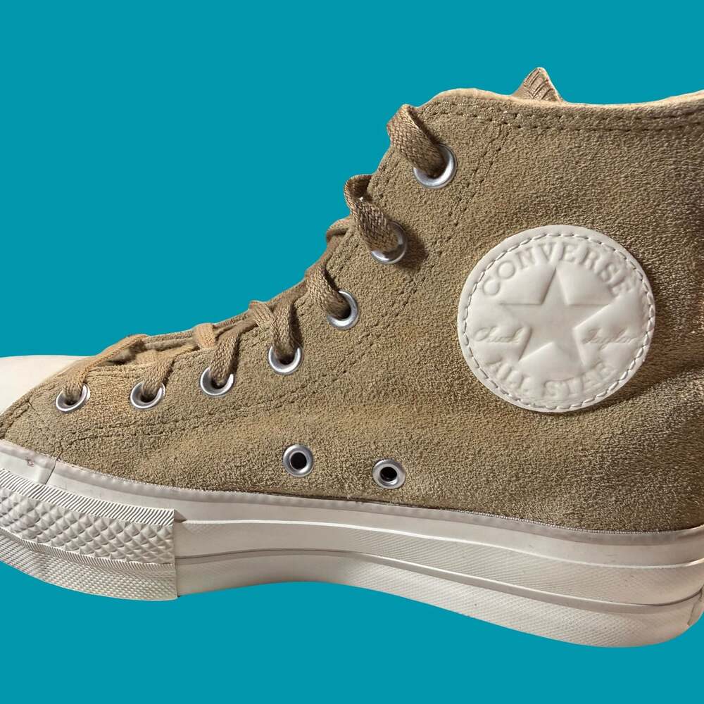 Converse Chuck Taylor All Star Lift High Top Suede US W sz 7 Sand / Ivory no box